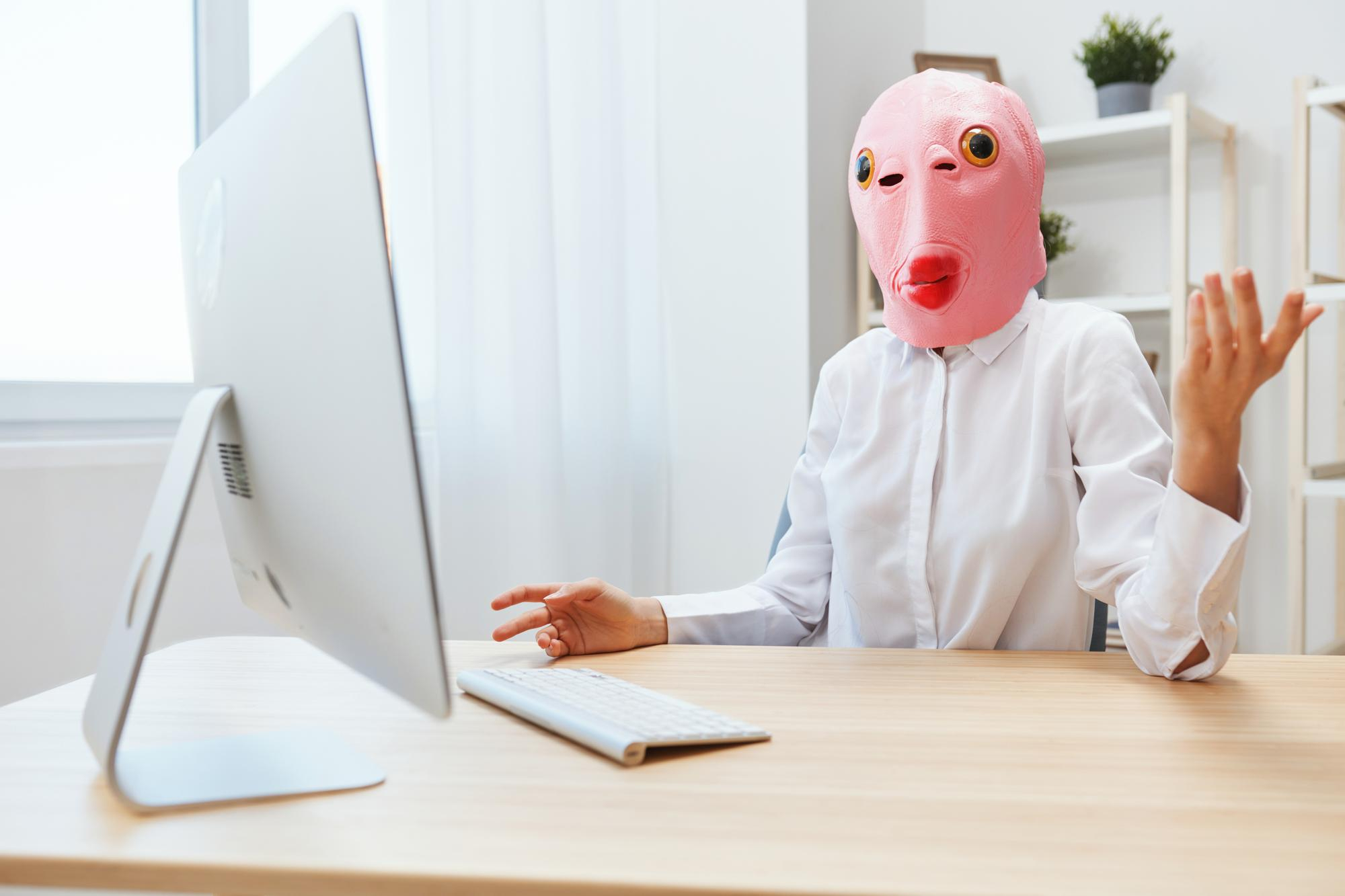 Стриминг: что это такое и как на нём заработать